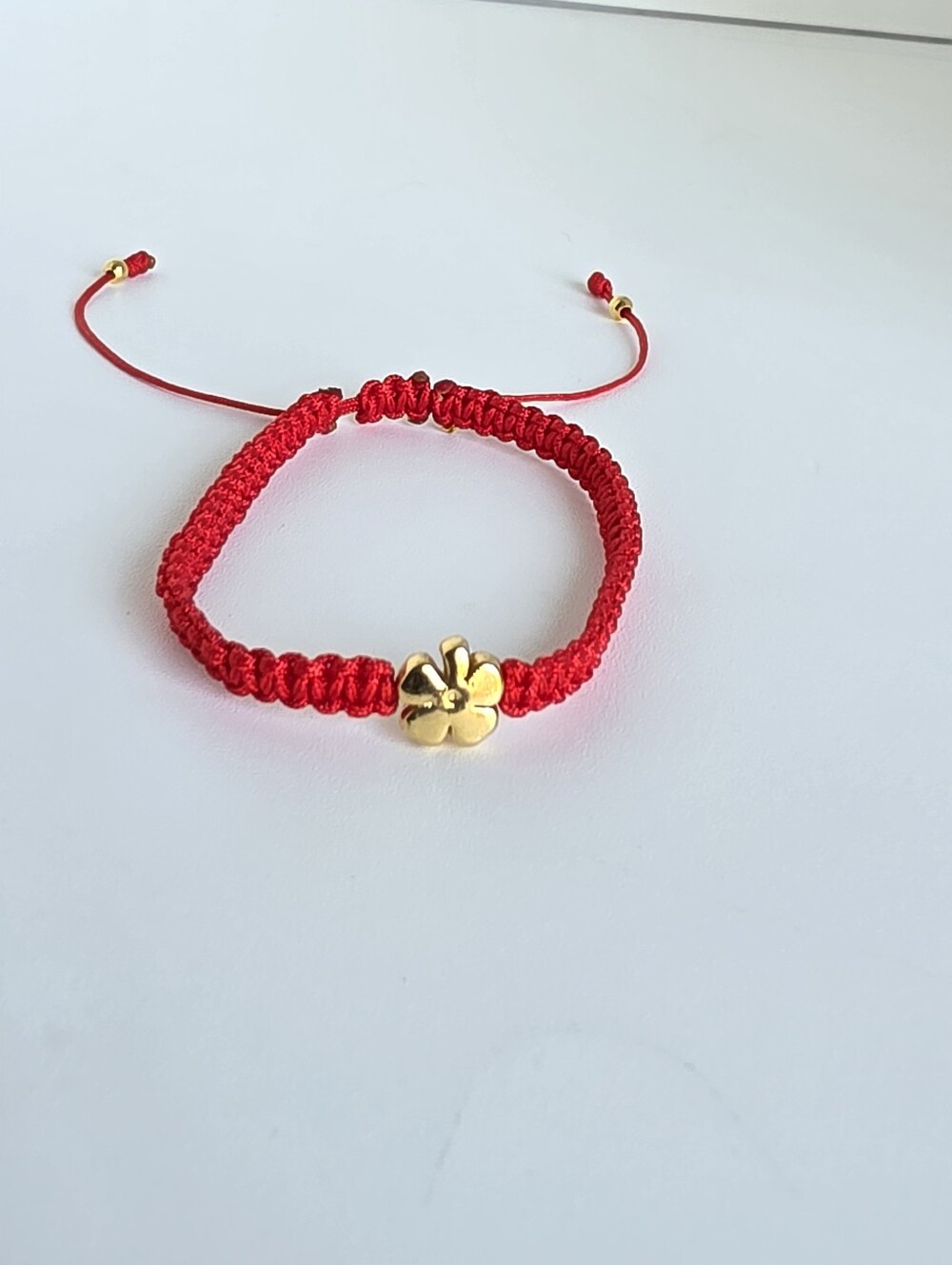 Handmade Red String Clover Bracelet Adjustable Lucky Charm Gold Tone Unisex
